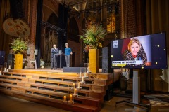 064_Momenttom.com_2023_TOM10647