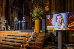 067_Momenttom.com_2023_TOM10658