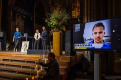 082_Momenttom.com_2023_TOM10887