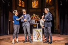 086_Momenttom.com_2023_TOM10923