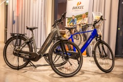 146_Momenttom.com_2023_TOM11498